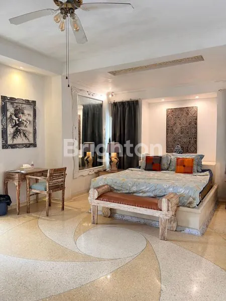image VILLA STRATEGIS LUAS 300 METER  DI KEROBOKAN SEMINYAK BALI – PRIME LOCATION & HIGH ROI! (6)