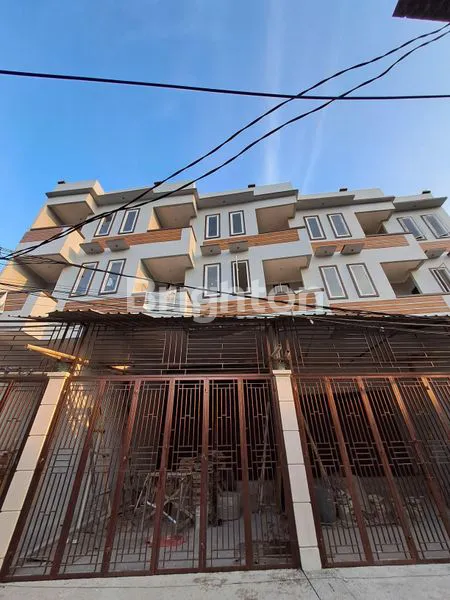 image RUMAH BARU 4 LANTAI JELAMBAR STRATEGIS DAN LUAS (2)