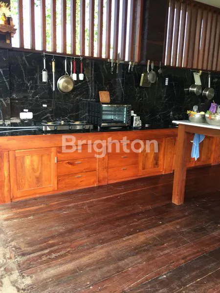 image 2-STOREY TROPICAL VILLA WITH POOL AND VALLEY VIEW IN DHARMASABA, BADUNG (4)