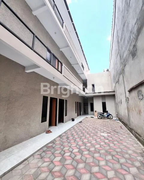 image KOST EKSKLUSIF 3 LANTAI DEKAT UPN, FULLY FURNISHED (1)