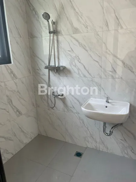 image RUMAH AMERICAN CLASSIC RUBY GOLF DI BUKIT GOLF HIJAU SENTUL CITY (6)