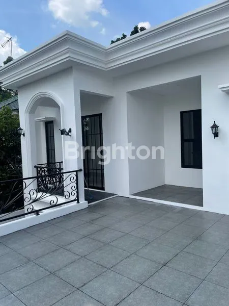 image RUMAH AMERICAN CLASSIC RUBY GOLF DI BUKIT GOLF HIJAU SENTUL CITY (8)