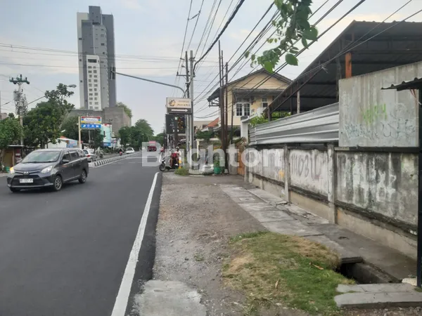 image TANAH HOOK STRATEGIS DI JL. PROF. SOEHARSO SOLO – ASET EMAS DI TENGAH KOTA! (5)