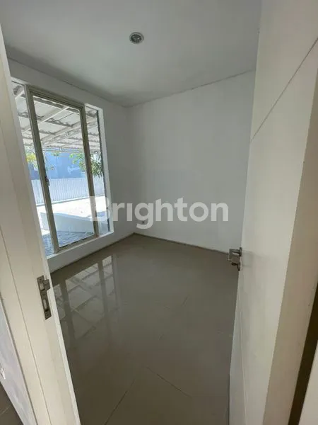 image RUMAH MEWAH 2KT DI NORTHWEST PARK SURABAYA (1)