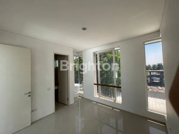 image RUMAH MEWAH 2KT DI NORTHWEST PARK SURABAYA (5)