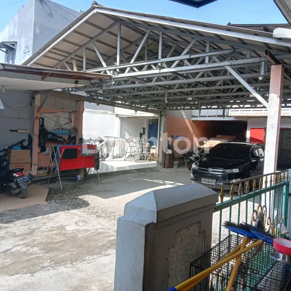 image RUMAH DIJUAL DENGAN HALAMAN LOKASI SAWAH LAMA CIPUTAT  (6)