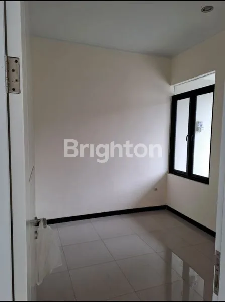 image RUMAH BARU INVESTASI UNTUNG SHM LT 119 DI TAMAN HOLIS INDAH DEKAT BPK PENABUR HOLIS (7)