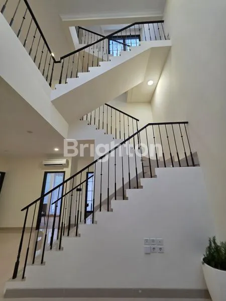 image RUMAH SIAP HUNI DI THE SPRING BOULEVARD CLUSTER BELLEFONT EAST BSD (4)