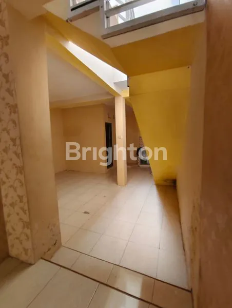 image DISEWAKAN RUMAH SIAP HUNI DI PASAR KLIWON (5)