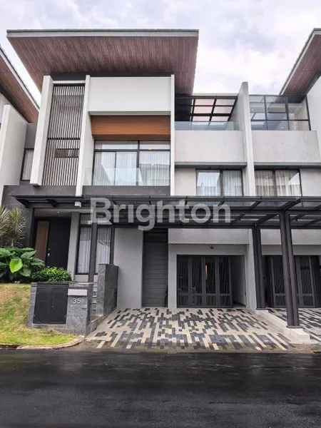 image RUMAH 3 LANTAI DENGAN ATTIC DI GADING SERPONG (1)