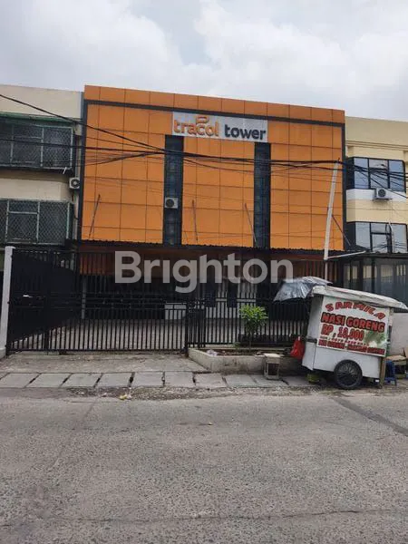 HIGH TRAFFIC SPOT! RUKO GANDENG 3 LANTAI PINGGIR JALAN