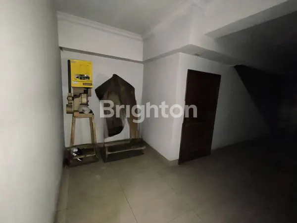 image HIGH TRAFFIC SPOT! RUKO GANDENG 3 LANTAI PINGGIR JALAN (7)