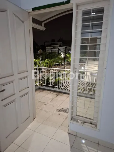 image RUMAH HUK 4 KMR SHM 150M2 \\NDEKAT MALL DAAN MOGOT (8)