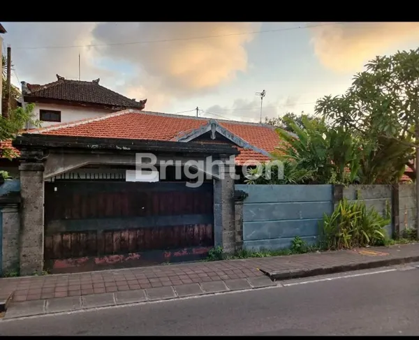 image DISEWAKAN RUMAH SEMI VILLA  (1)