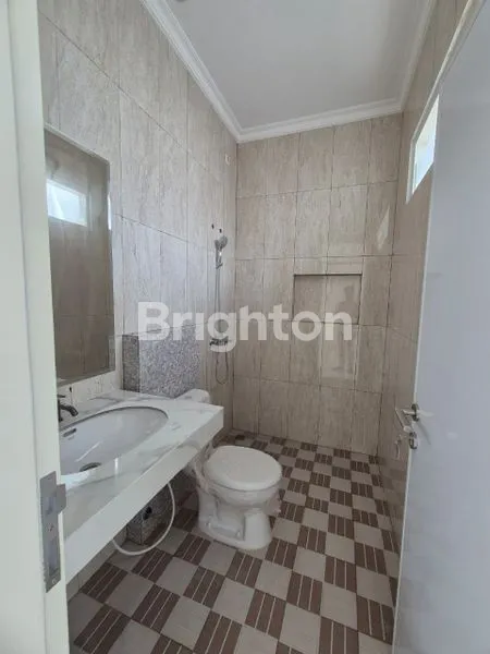 image RUMAH 2 LANTAI LT 168 LB 185 DI DARMO PERMAI (2)