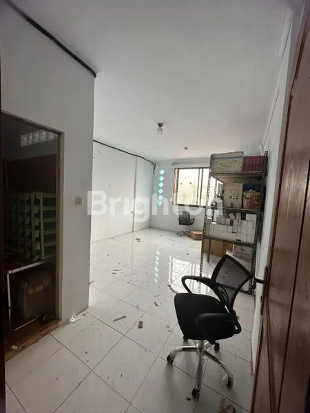 image RUKO VIKAMAS KAPUK 3 LANTAI HARGA TERJANGKAU (6)