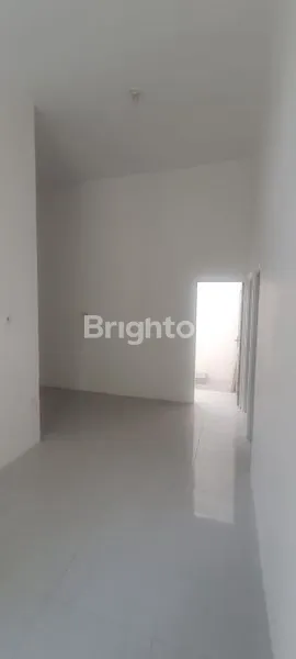 image RUMAH CANTIK DI GURAH, 2KT 1KM, 400 JUTA (3)