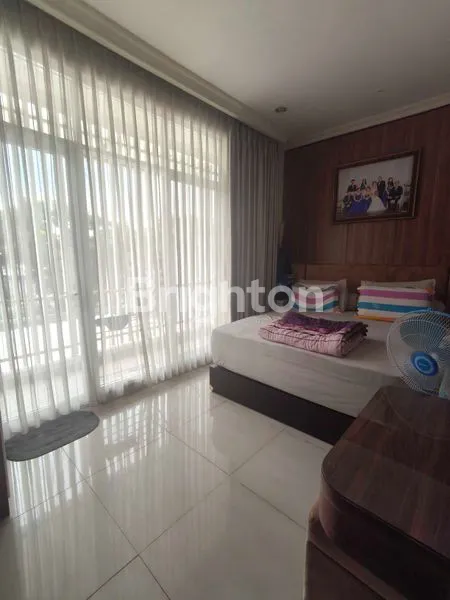 image RUKO 4 LANTAI FULL FURNISHED, BAGUS ,TERAWAT DI PASADENA DEKAT RSUD CENGKARENG JAKARTA BARAT. (5)