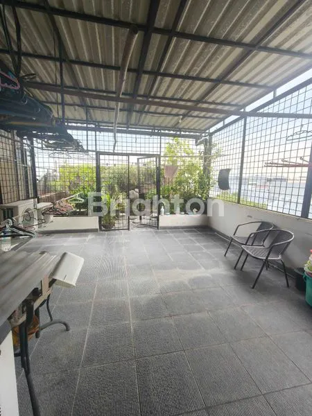 image RUKO 4 LANTAI FULL FURNISHED, BAGUS ,TERAWAT DI PASADENA DEKAT RSUD CENGKARENG JAKARTA BARAT. (8)