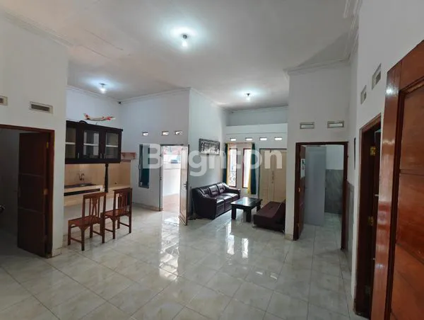 image RUMAH HOOK FURNISH LT 131M² DEKAT GERBANG TOL PRAMBANAN (7)