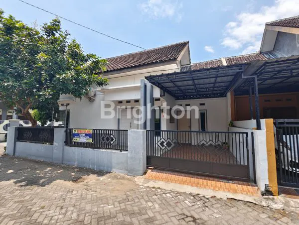 image RUMAH HOOK FURNISH LT 131M² DEKAT GERBANG TOL PRAMBANAN (1)