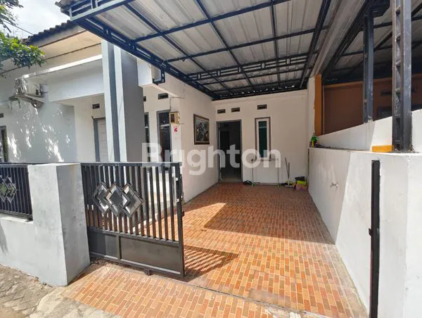 image RUMAH HOOK FURNISH LT 131M² DEKAT GERBANG TOL PRAMBANAN (5)