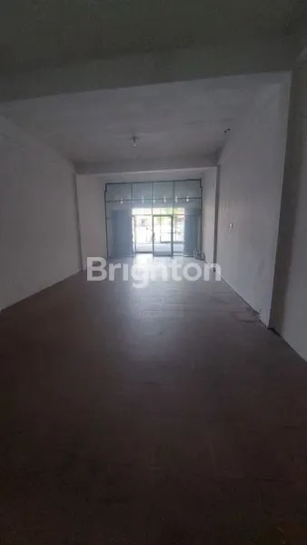 image RUKO 3 LANTAI FULL KRAMIK DI AREA KOMERSIL PANAM (4)