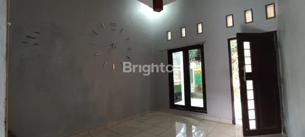 image RUMAH STRATEGIS HANYA 5 MENIT KE STASIUN LENTENG AGUNG (7)