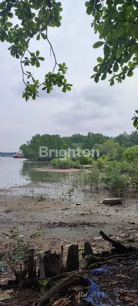 image TANAH PINGGIR LAUT INVESTASI JANGKA PANJANG UNTUK WORKSHOP ATAU GALANGAN (2)