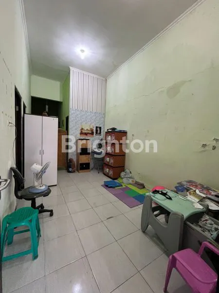 image RUMAH WIGUNA SELATAN, DEKAT AKSES TOL TAMBAK SUMUR, DEKAT JUANDA, DEKAT MERR, LOKASI NYAMAN (1)
