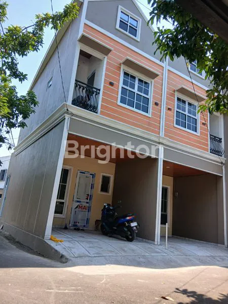 image RUMAH BARU MURAH DALAM CLUSTER DI TANAH BARU BEJI DEPOK (2)