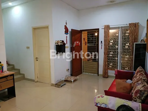 image RUMAH 2 LANTAI DI SERPONG TANGERANG (3)