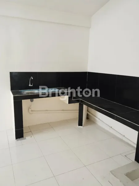 image RUMAH BARU RENOV  WIGUNA ONE GATE SISTEM HRG 800JTAN NEGO (7)