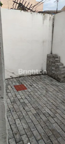 image RUKO 2 LANTAI RAYA NGINDEN DEKAT JEMUR (6)