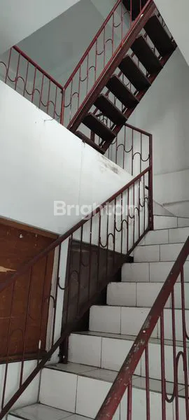 image RUKO 2 LANTAI RAYA NGINDEN DEKAT JEMUR (7)