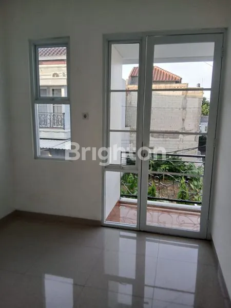 image RUMAH BARU DALAM CLUSTER DEKAT UI DEKAT GERBANG TOL KUKUSAN CIJAGO DI BEJI DEPOK (4)