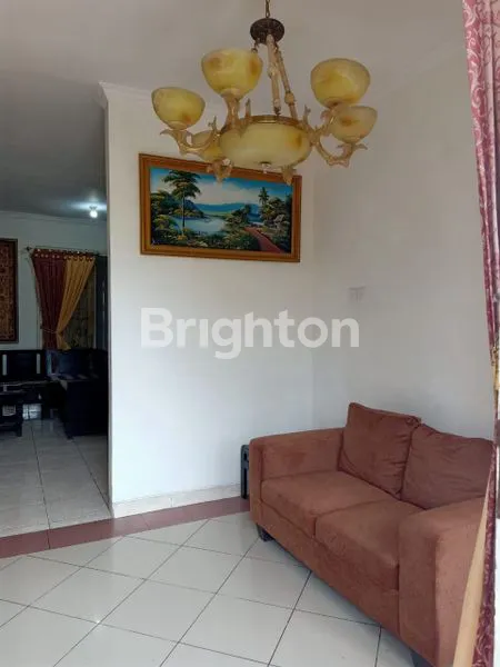 image CLUSTER SOMERSET : RUMAH CANTIK FULL FURNISH (3)