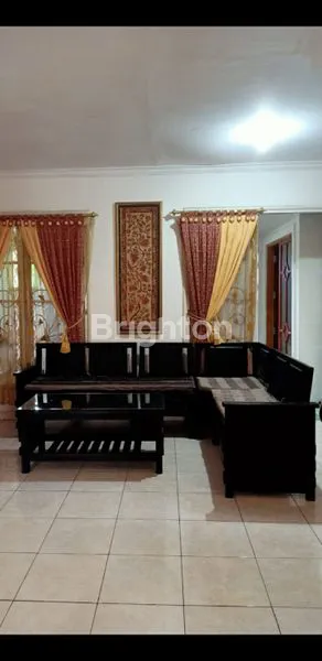 image CLUSTER SOMERSET : RUMAH CANTIK FULL FURNISH (2)
