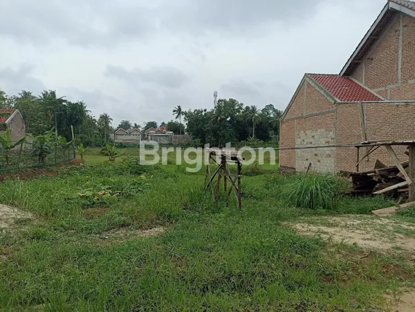 DIJUAL TANAH 237 M2 JALAN AH NASUTION METRO TIMUR