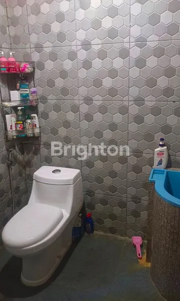 image RUMAH CANTIK LT 200 SIAP HUNI KM 2,5 (5)