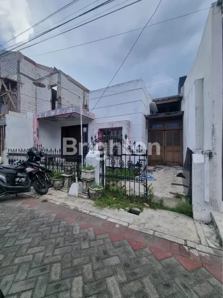 image RUMAH LAMA MULYOSARI BUTUH RENOV DEKAT ITS DAN GALAXY MALL (1)