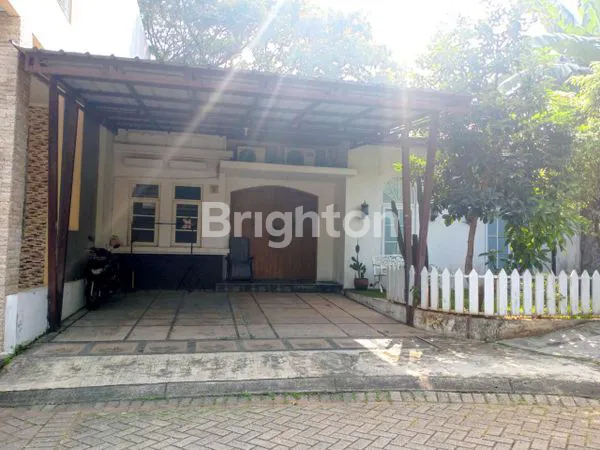 image RUMAH CANTIK POSISI HOOK DI DALAM CLUSTER DI GRAND CIBUBUR COUNTRY (1)