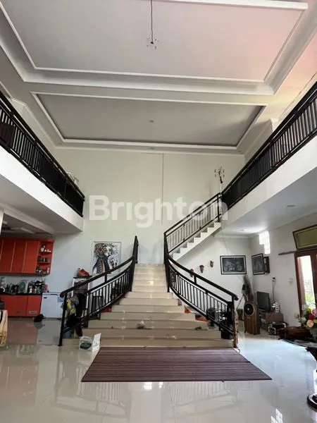 image HUNIAN MEWAH 3 LANTAI DI BALIKPAPAN UTARA (2)