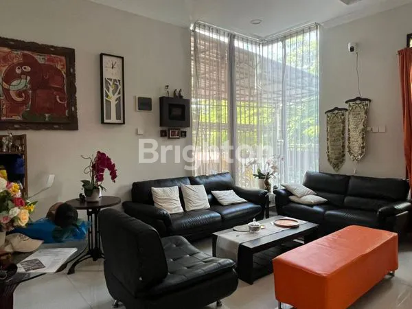 image HUNIAN MEWAH 3 LANTAI DI BALIKPAPAN UTARA (6)