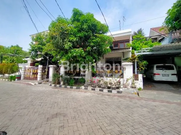 image RUMAH MANYAR INDAH DEKAT DENGAN SEKOLAH PETRA GALAXY MALL (1)