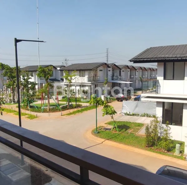 image RUMAH 2 LANTAI DI KARAWACI, 850 JT (7)