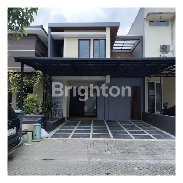 image RUMAH BARU 2 LANTAI SIAP HUNI DI DIAN ISTANA (1)