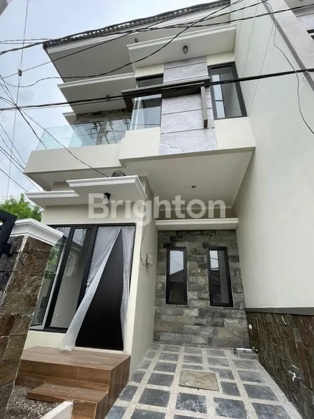 image RUMAH BARU MINIMALIS MULYOSARI SURABAYA TIMUR, ROW JALAN LEBAR, DEKAT PAKUWON CITY MALL (2)