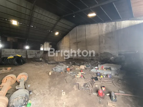 image JARANG ADA!! GUDANG STRATEGIS NOL JALAN SIAP HUNI DI MARGOMULYO DEKAT PINTU TOL (4)