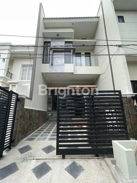 image RUMAH BARU GRESS MINIMALIS MULYOSARI PRIMA UTARA SURABAYA TIMUR, ROW JALAN LEBAR, DEKAT PAKUWON CITY MALL, ROW JALAN BESAR (1)